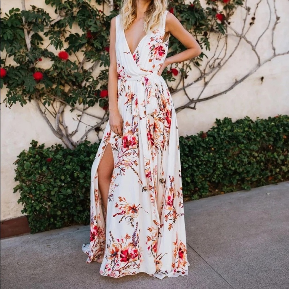 V-NECK FLORAL SPLIT MAXI DRESSES